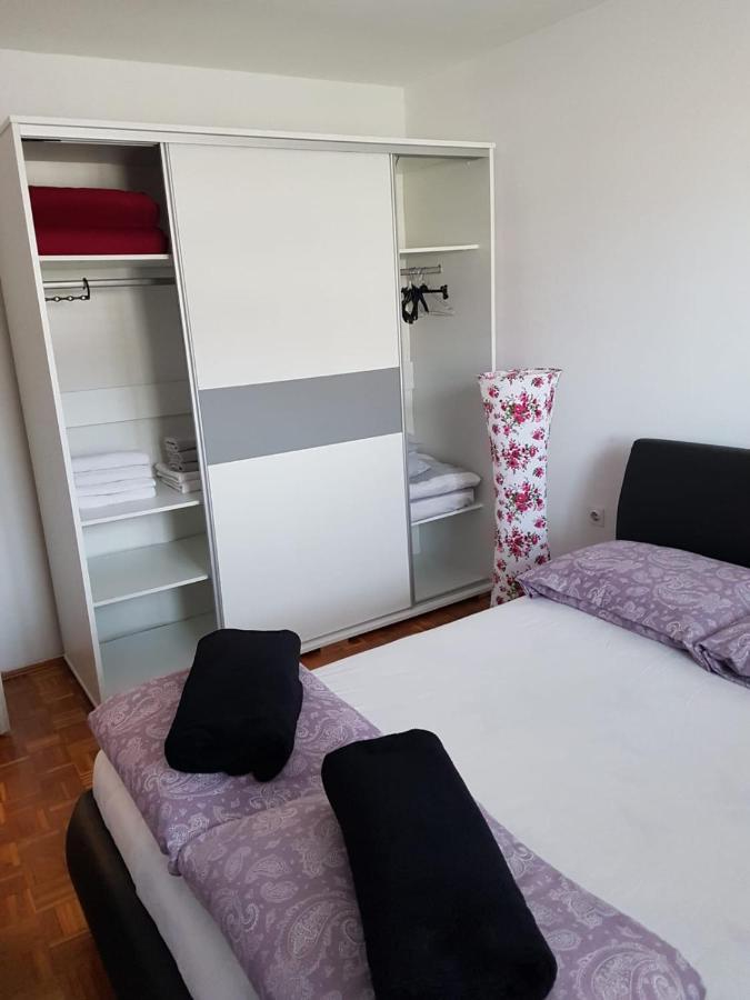 Apartment Noa Пула Екстериор снимка