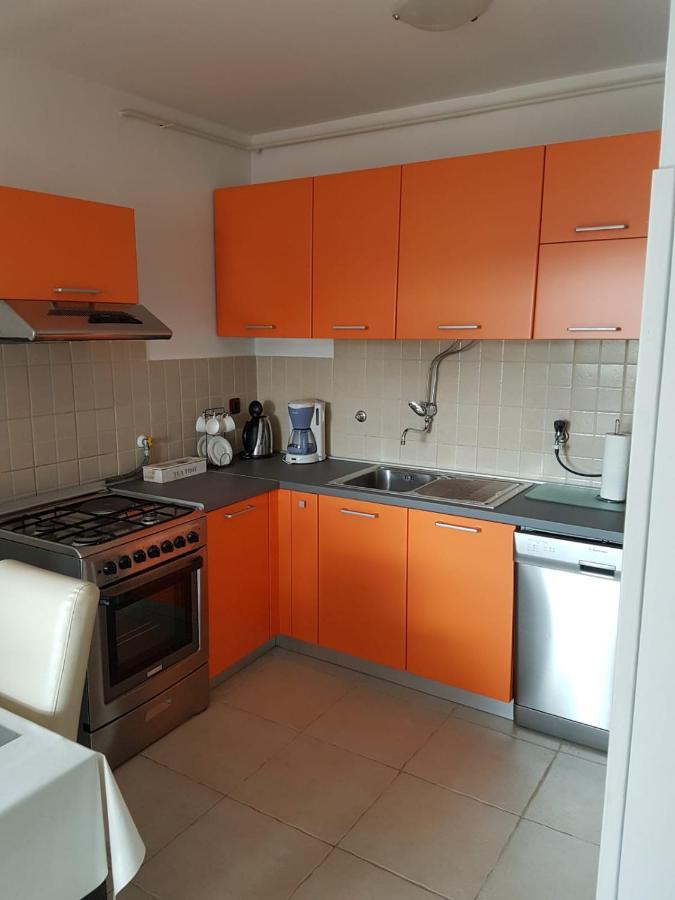 Apartment Noa Пула Екстериор снимка