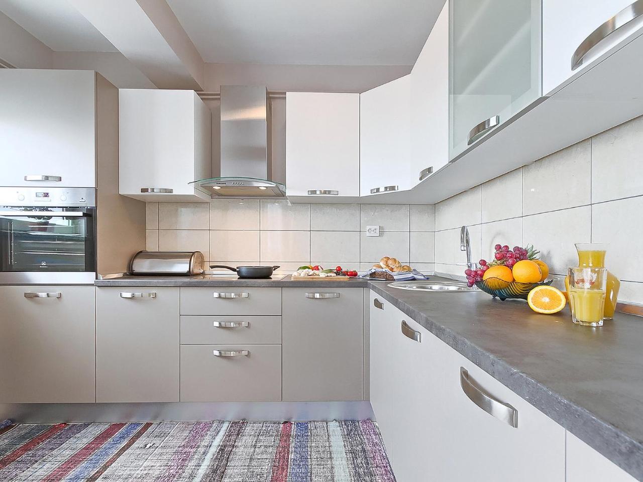 Apartment Noa Пула Екстериор снимка