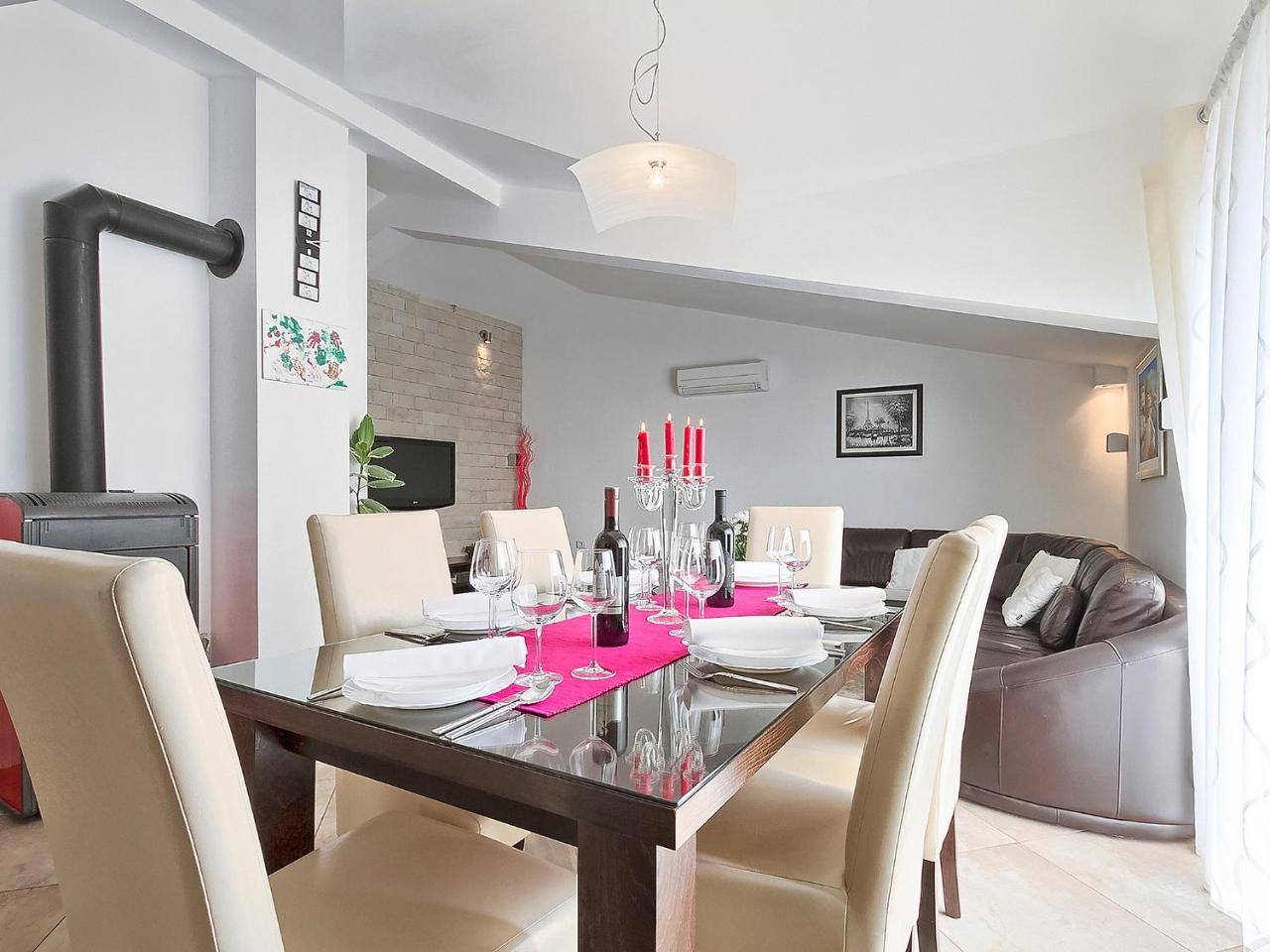 Apartment Noa Пула Екстериор снимка
