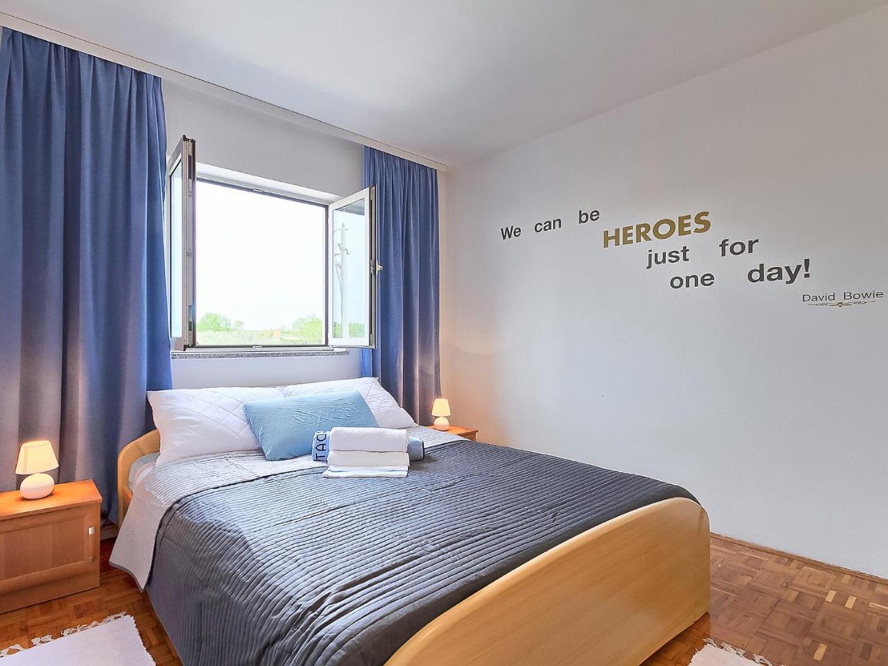 Apartment Noa Пула Екстериор снимка